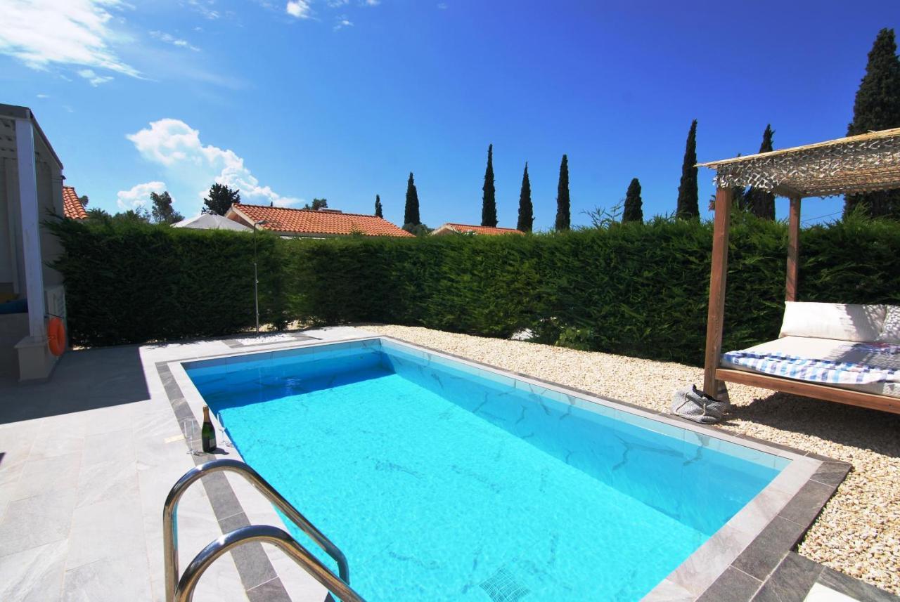 Cypress Garden Villas Svoronata Bagian luar foto